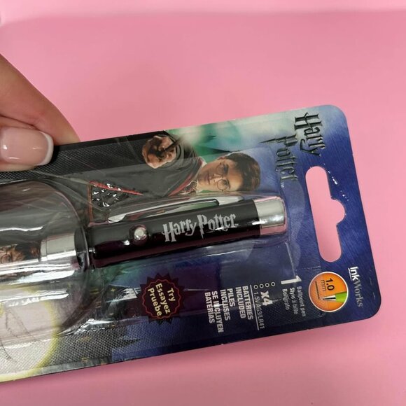 NEW Harry Potter Projector Pen Golden Snitch - Picture 2 of 4